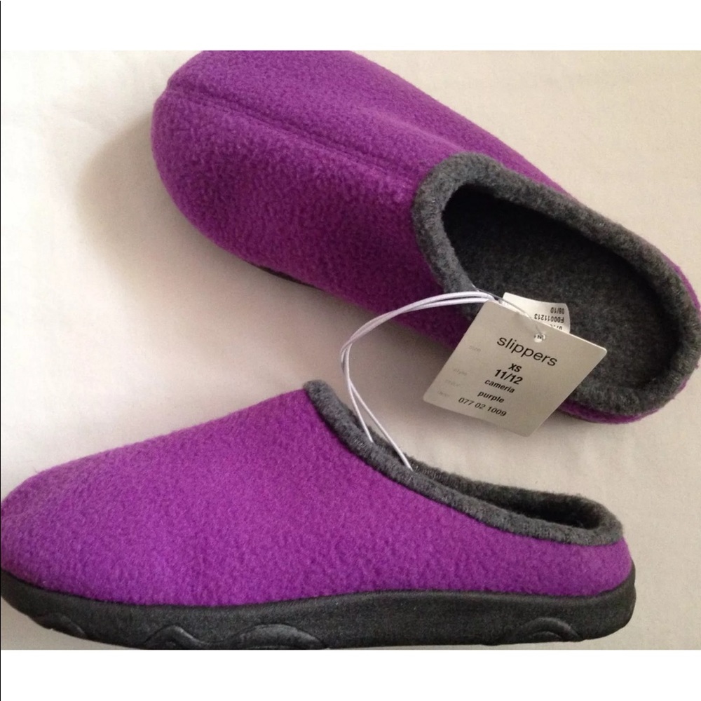Target Girl's Purple Fleece Slippers XS 11/12 New